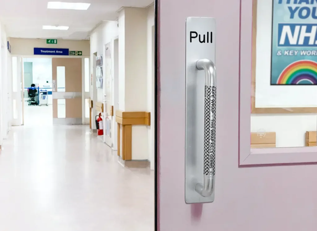sanitising door handles